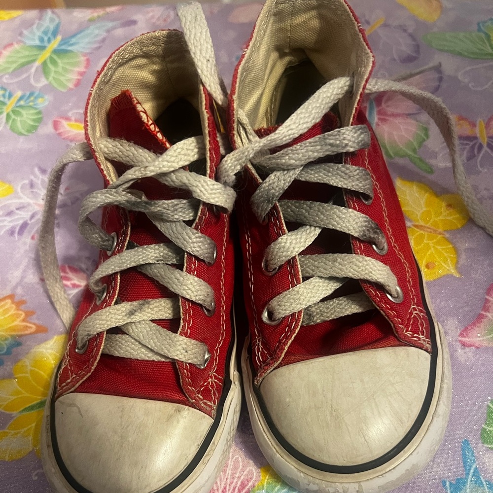 Red converse high tops
